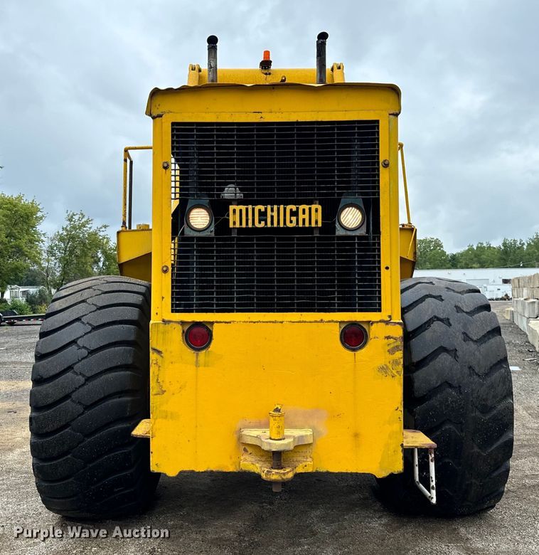 image for item DV5841 Michigan 280 dozer