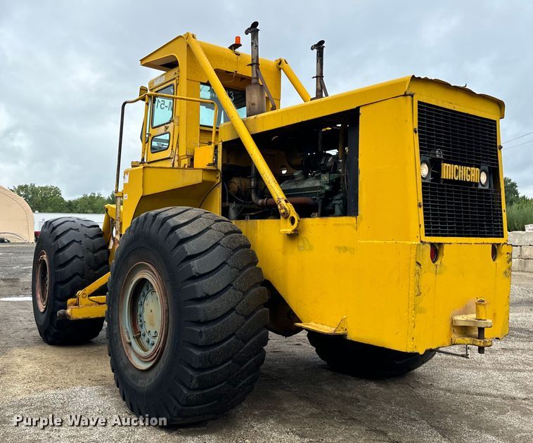 image for item DV5841 Michigan 280 dozer