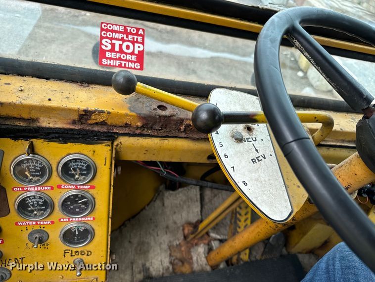 image for item DV5841 Michigan 280 dozer