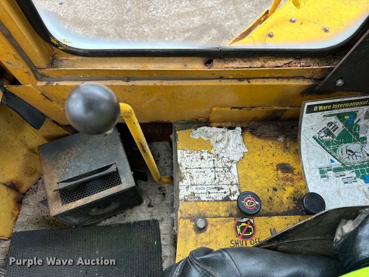 image for item DV5841 Michigan 280 dozer