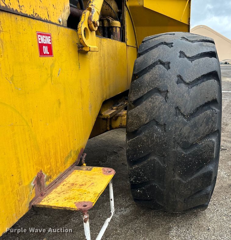 image for item DV5841 Michigan 280 dozer