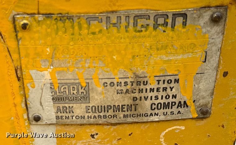 image for item DV5841 Michigan 280 dozer