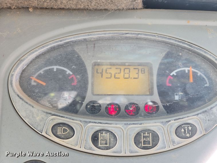 image for item DV6554 2008 Bobcat S185 skid steer loader