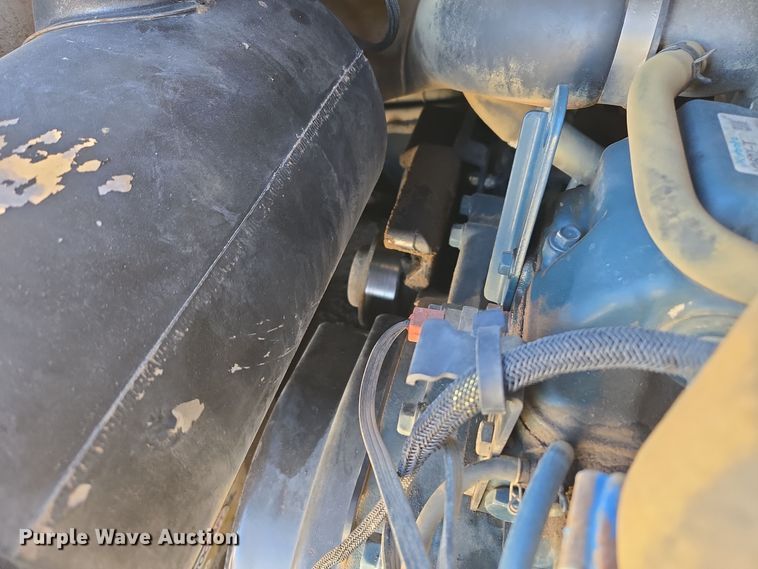 image for item DV6554 2008 Bobcat S185 skid steer loader