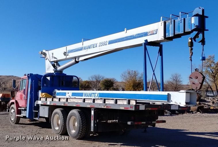 image for item DV6558 1995 Freightliner FL80 crane truck