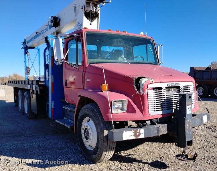 image for item DV6558 1995 Freightliner FL80 crane truck