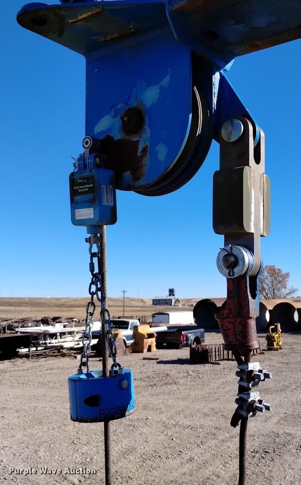 image for item DV6558 1995 Freightliner FL80 crane truck