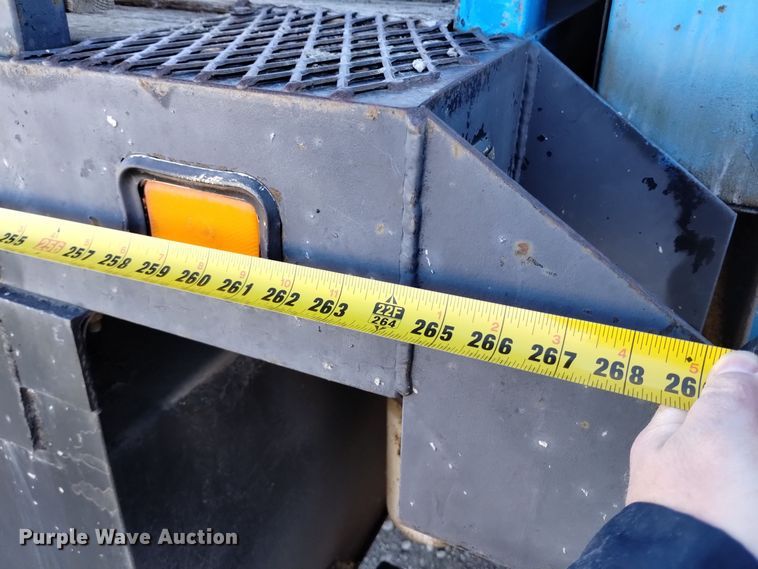 image for item DV6558 1995 Freightliner FL80 crane truck