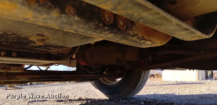 image for item DV6558 1995 Freightliner FL80 crane truck