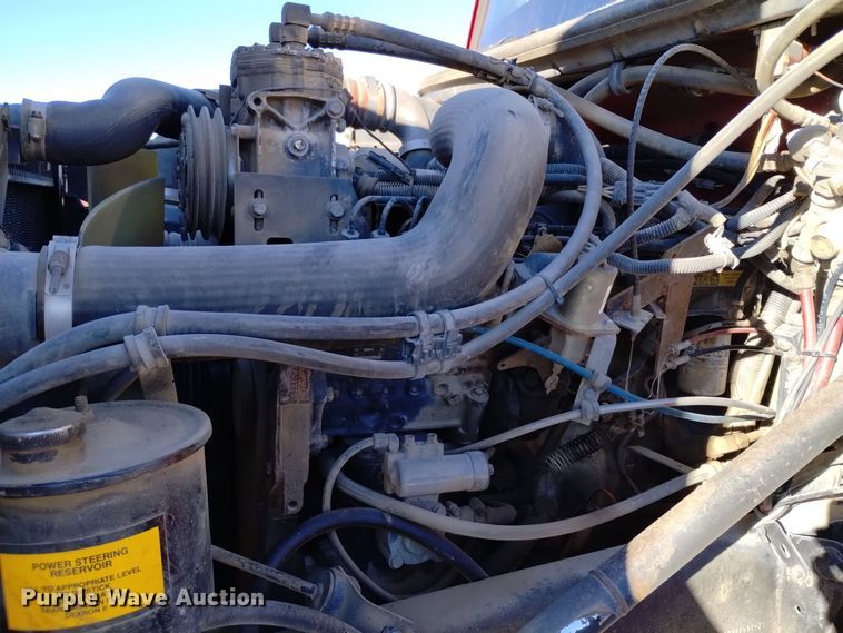 image for item DV6558 1995 Freightliner FL80 crane truck