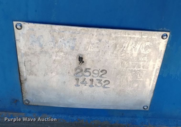 image for item DV6558 1995 Freightliner FL80 crane truck