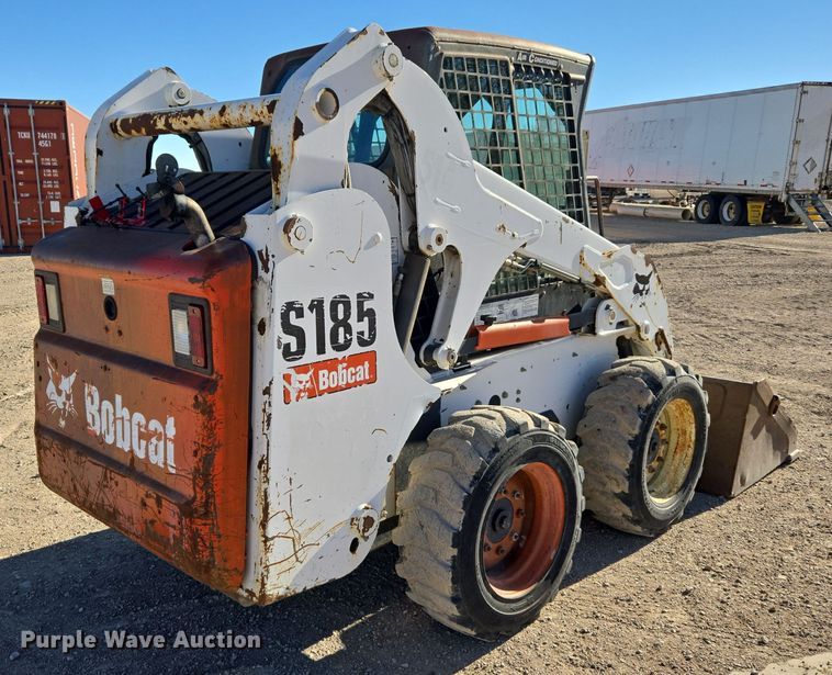 image for item DV6560 2007 Bobcat S185 skid steer loader