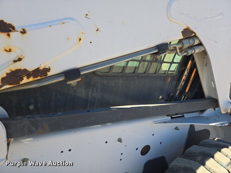 image for item DV6560 2007 Bobcat S185 skid steer loader