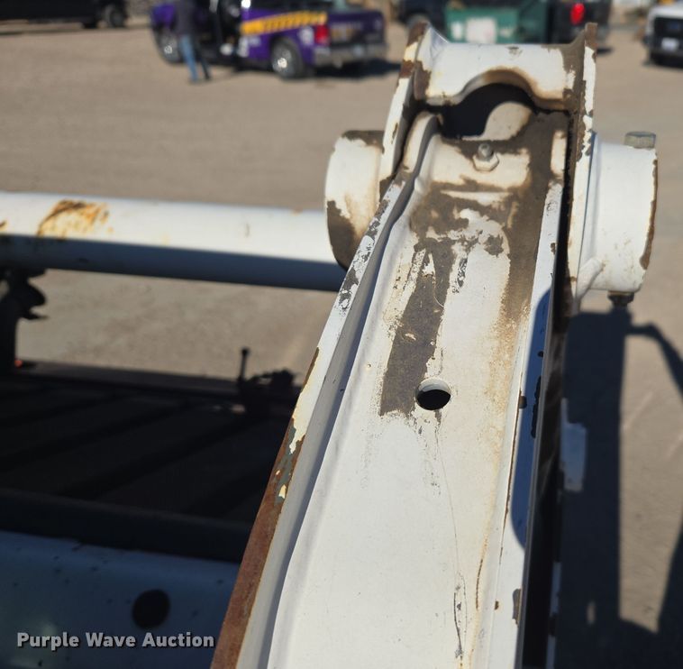 image for item DV6560 2007 Bobcat S185 skid steer loader