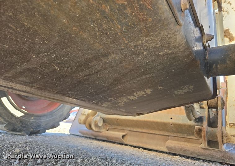 image for item DV6560 2007 Bobcat S185 skid steer loader