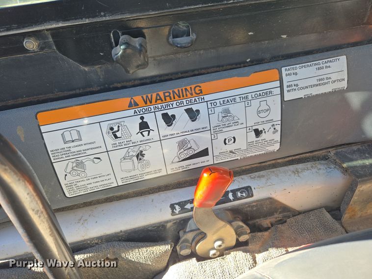 image for item DV6560 2007 Bobcat S185 skid steer loader