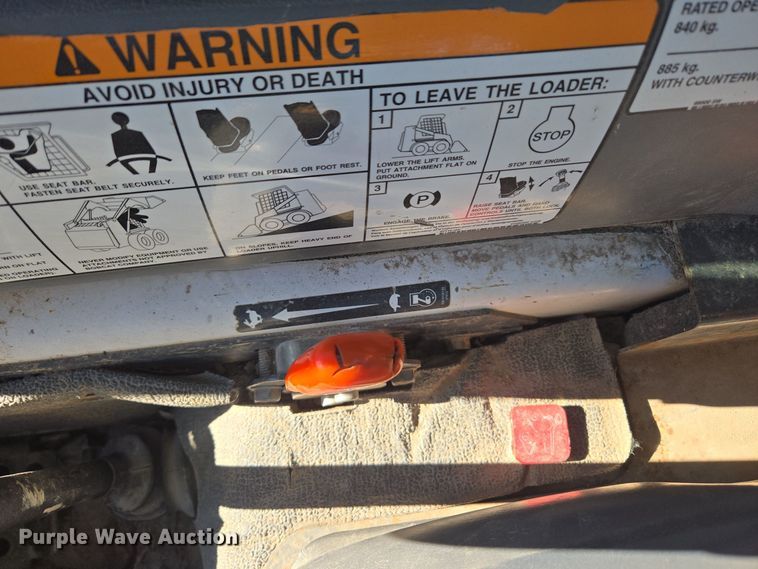 image for item DV6560 2007 Bobcat S185 skid steer loader
