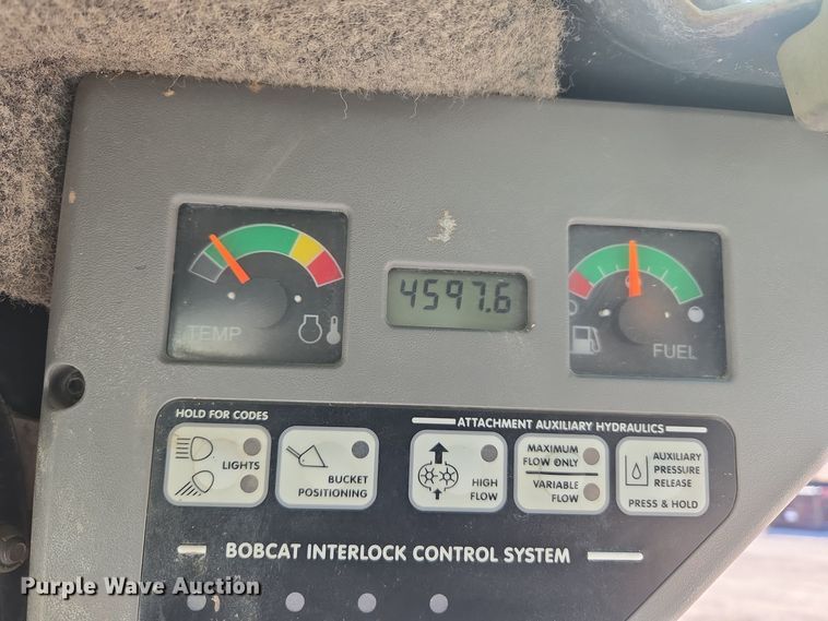 image for item DV6560 2007 Bobcat S185 skid steer loader