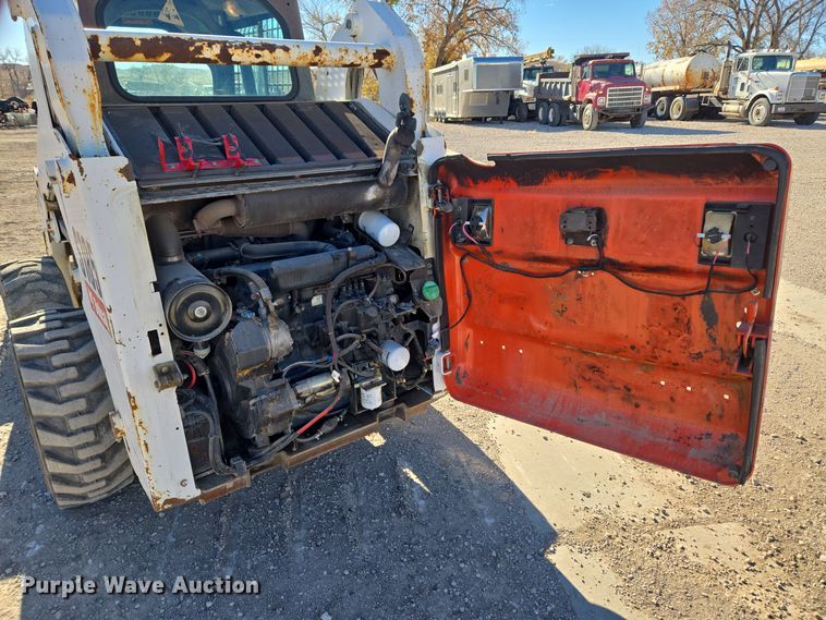 image for item DV6560 2007 Bobcat S185 skid steer loader