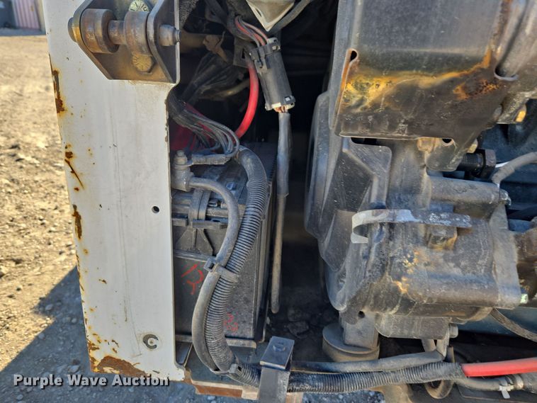 image for item DV6560 2007 Bobcat S185 skid steer loader