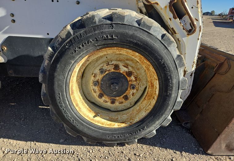 image for item DV6560 2007 Bobcat S185 skid steer loader