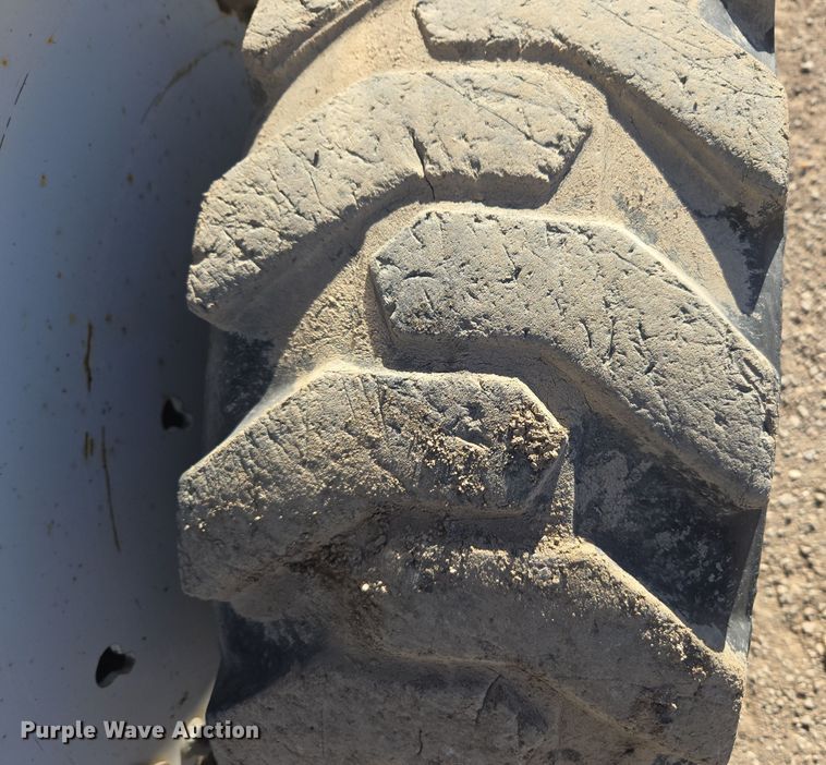 image for item DV6560 2007 Bobcat S185 skid steer loader