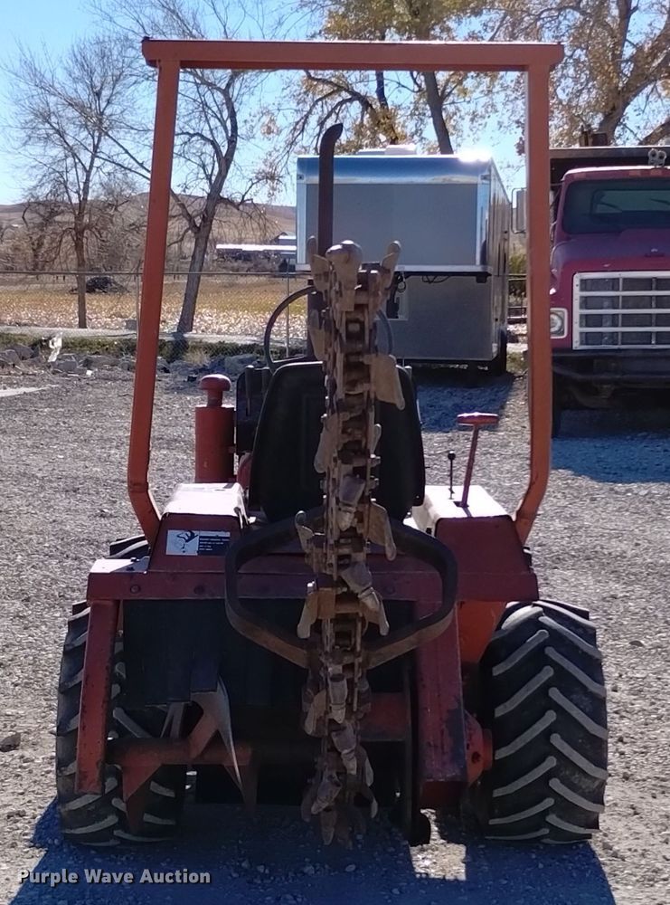 image for item DV6561 1981 Ditch Witch 2300 trencher