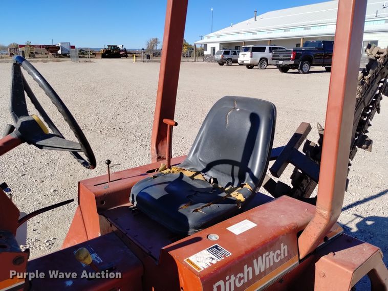 image for item DV6561 1981 Ditch Witch 2300 trencher