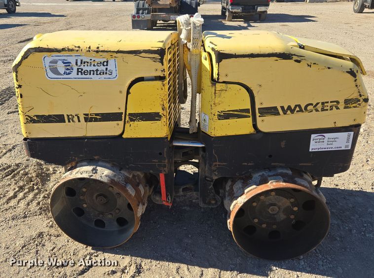 image for item DV6562 2007 Wacker RT trench compactor