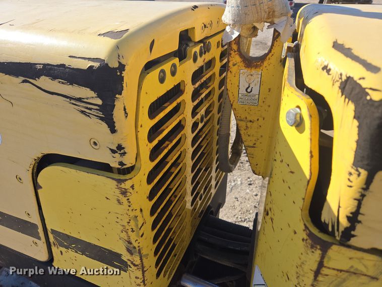 image for item DV6562 2007 Wacker RT trench compactor