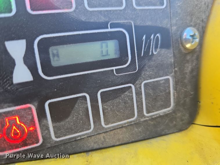 image for item DV6562 2007 Wacker RT trench compactor