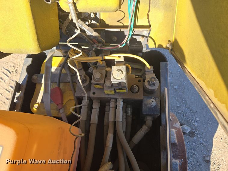 image for item DV6562 2007 Wacker RT trench compactor