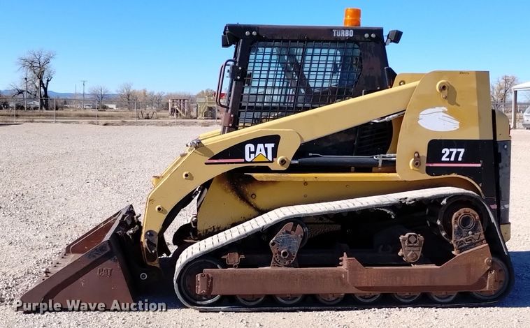 image for item DV6567 2001 Caterpillar 277 tracked skid steer loader