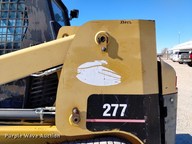 image for item DV6567 2001 Caterpillar 277 tracked skid steer loader