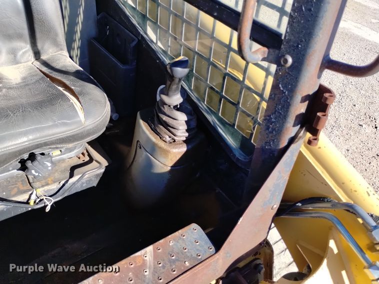 image for item DV6567 2001 Caterpillar 277 tracked skid steer loader