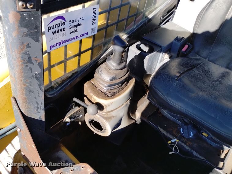 image for item DV6567 2001 Caterpillar 277 tracked skid steer loader