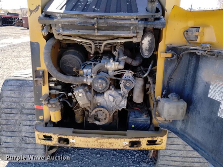 image for item DV6567 2001 Caterpillar 277 tracked skid steer loader