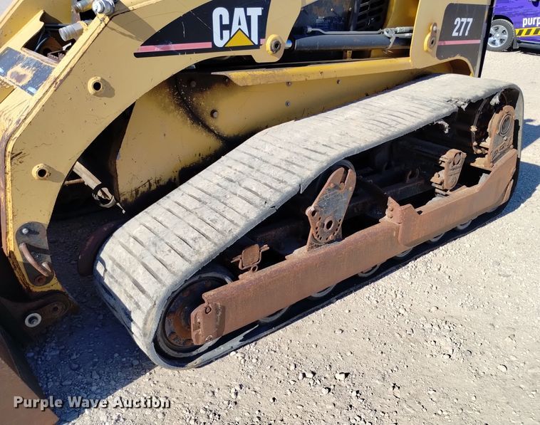 image for item DV6567 2001 Caterpillar 277 tracked skid steer loader