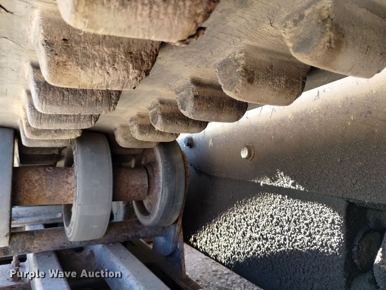 image for item DV6567 2001 Caterpillar 277 tracked skid steer loader