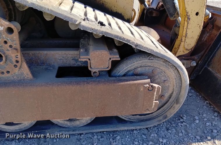 image for item DV6567 2001 Caterpillar 277 tracked skid steer loader