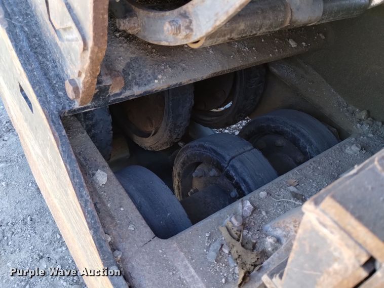 image for item DV6567 2001 Caterpillar 277 tracked skid steer loader