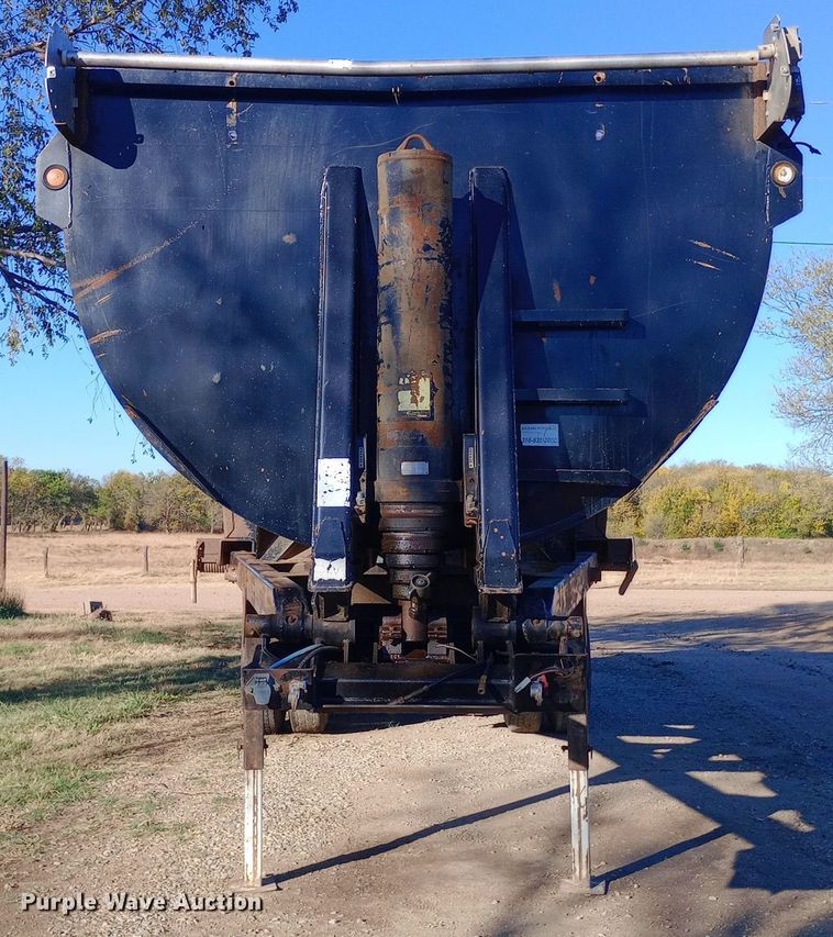 image for item DW0838 2007 CPS end dump trailer