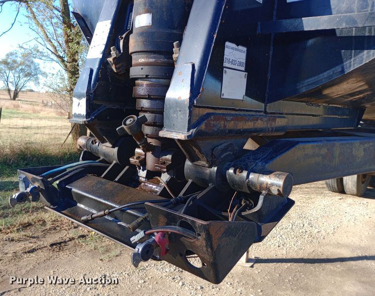 image for item DW0838 2007 CPS end dump trailer