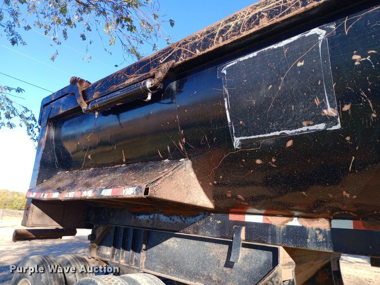 image for item DW0838 2007 CPS end dump trailer