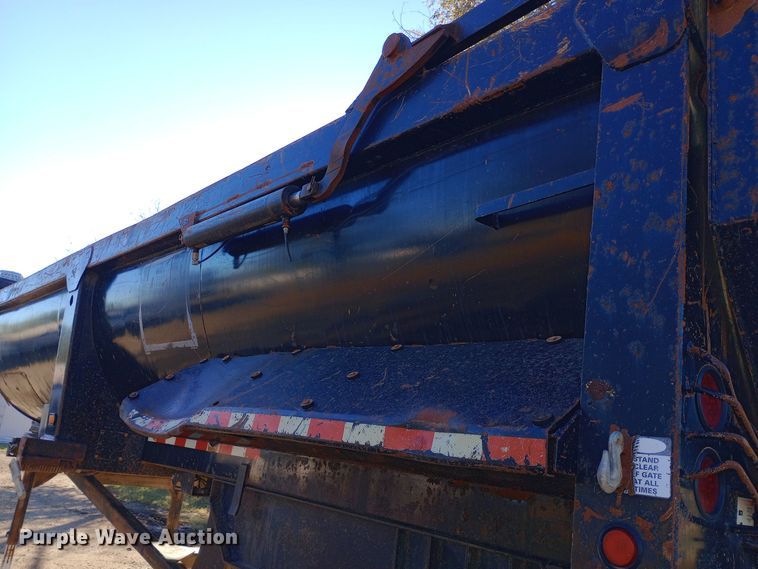 image for item DW0838 2007 CPS end dump trailer