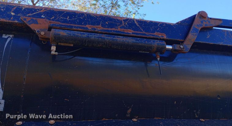 image for item DW0838 2007 CPS end dump trailer