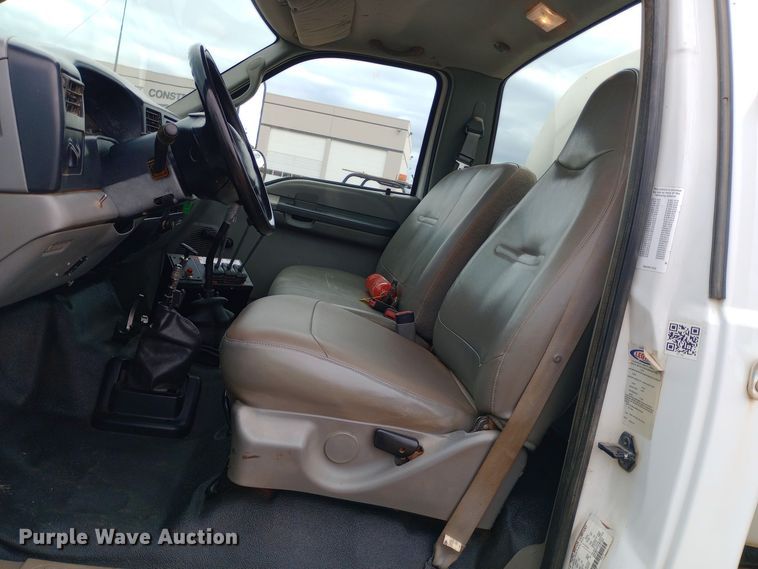 image for item DW0848 2005 Ford  F650 Super Duty water truck