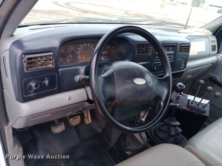 image for item DW0848 2005 Ford  F650 Super Duty water truck