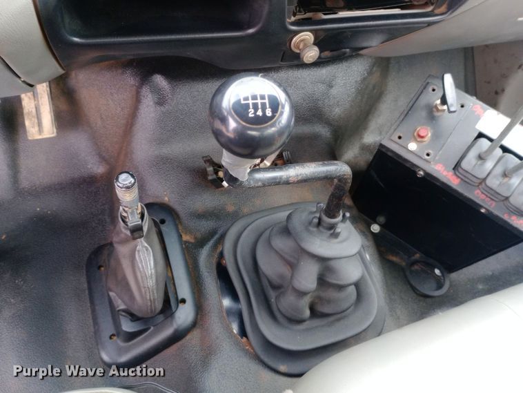 image for item DW0848 2005 Ford  F650 Super Duty water truck