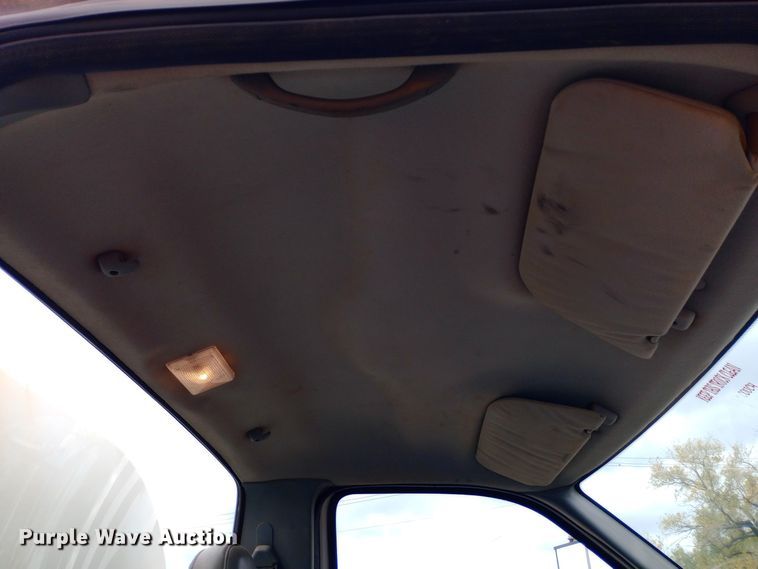 image for item DW0848 2005 Ford  F650 Super Duty water truck